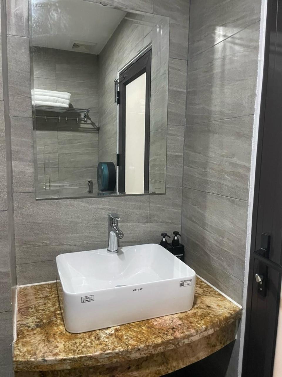 Kim Thanh Hotel, Vinh Phuc - Near Heron Lake Golf, Dam Vac Vinh Yen المظهر الخارجي الصورة